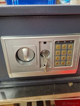 Trezor MAT 623969 - 4