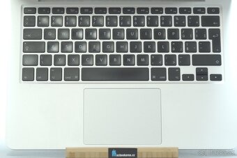 ZÁRUKA/Macbook Pro 13.3"/I5 2.6GHZ/8GB RAM/256GB SSD/CZ - 4