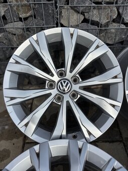 5x112 r17 Montana Passat b8 Tiguan - 4