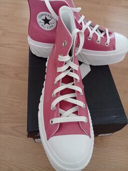 Dámske tenisky na platforme Converse - 4
