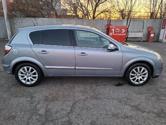 Opel Astra 1,6 77kw - 4