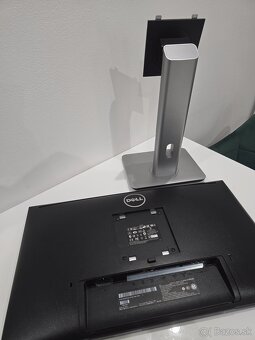 Dell U2414HB 24" IPS Monitor – Skvelý stav, USB hub, HDMI/D - 4
