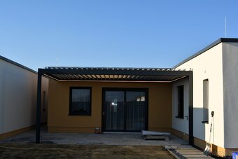 Pergola s otočnými lamelami 0 ° až 135 ° - 4