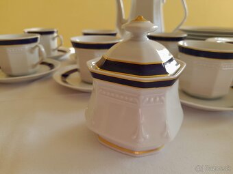 Porcelánová súprava Biela s kráľovskou modrou - kompletná - 4