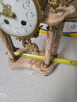 Mramorove hodiny a vazy - 4