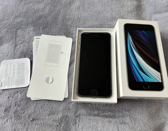 Apple iPhone se 2020 64GB - 4