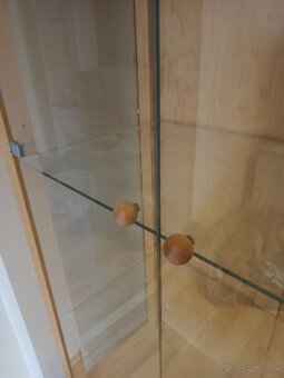 Sklenená policová vitrína - 4