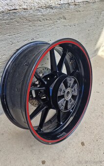 Zadný disk BMW S1000R/RR - 4