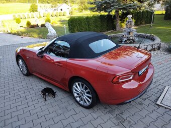 Fiat 124 Spider Lusso A/T 1.Majitel - 4
