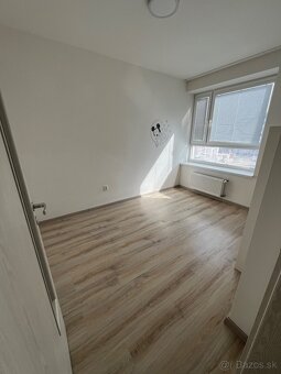 Prenajom 3-izbovy byt WEST - 4