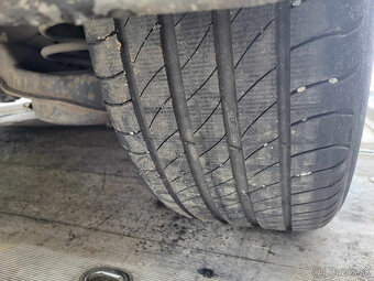 FORD FOCUS III 1,6i 85kw - 4