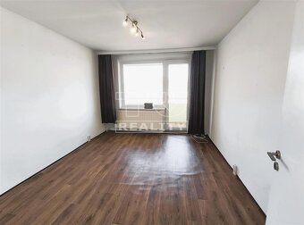 Byt 2 izbový, 2x lodžia, 50 m2, Sabinov - 4