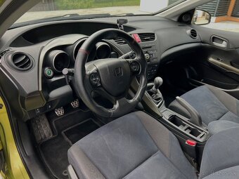 Honda Civic 1.8 i-vtec - 4