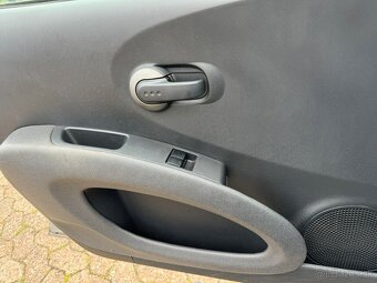 Nissan Micra K12 1.2 48kW - 4