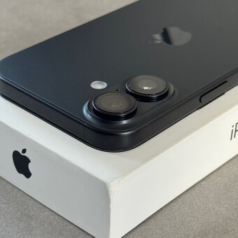 iPhone 16 - 4