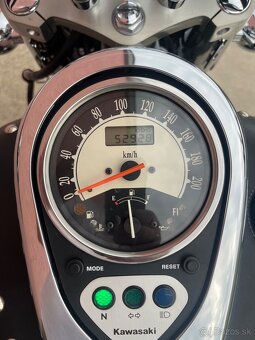 Kawasaki VN900 Clasic Vulcan - 4
