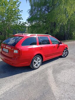 Octavia 2.0tdi 103kw elegance - 4