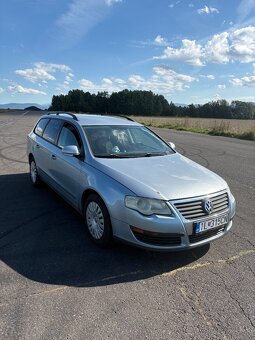 Volkswagen Passat B6 - 4