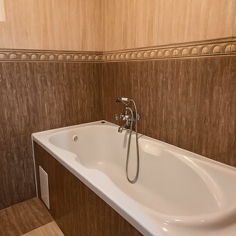 Prenájom 4-izbového bytu Lehnice – 700 €/mes. + energie - 4