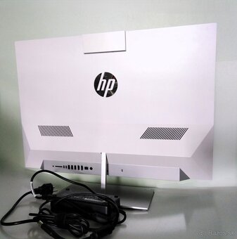 HP Pavilion 27 All-In-One PC 27-xa0012nc i5 - 4