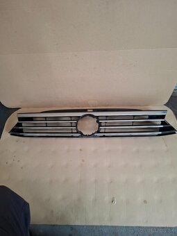 VOLKSWAGEN PASSAT B8 maska - 4