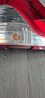 Zadné svetlo honda CRV - 4