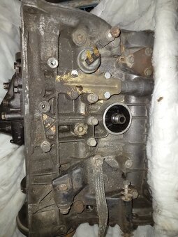 Motory Renault Fuego 1.6 turbo, - 4