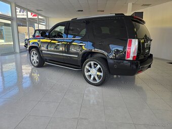 Cadillac Escalade 6,2 benzín LPG AUTOMAT, 7. MIEST - 4