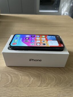 Predám veľmi zachovalý iPhone Xs s príslušenstvom. - 4