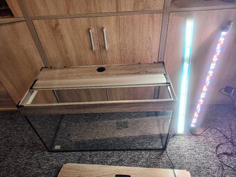 Akvarium plus 2x led lampy - 4