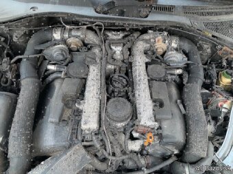 Rozpredam Volkswagen Touareg 5.0 V10 TDI 230kw AYH 4x4 - 4