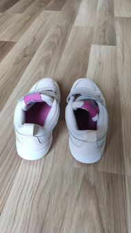 Dievčenské tenisky Nike veľ.33.5 - 4