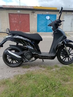 LONGJIA TREVIS 125 - 4