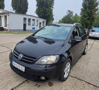 GOLF 5+ - 4