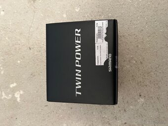 Navijak shimano twin power 4000 - 4