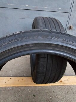 225/40r19 pirelli - 4