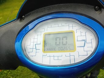 Predám electro moped Racceway 25km/h–20Ah,najazd. 265km - 4