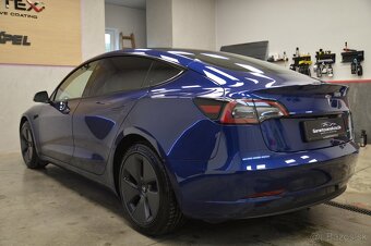 Tesla Model 3 LR ReFresh 4x4 366kw/82kWh NELAKOVANÉ - 4