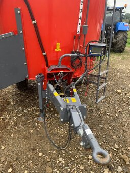 Predám krmný voz Metal-Fach 8m3 - 4