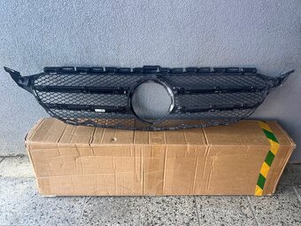 Predna maska mercedes - 4