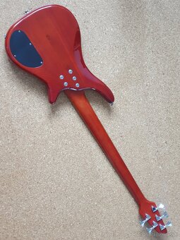 Predam lavacku el. basgitaru znacky Shine - 4