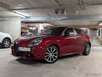 Giulietta DARK RED / automat, 170 koní / - 4