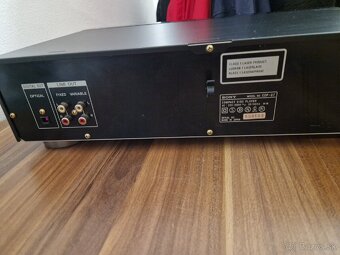 Predam CD player SONY CDP-D7 - 4