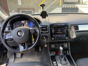 Predám tuareg 3,0 TDI - 4