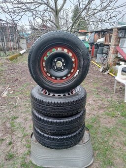 175/65/R14 - 4
