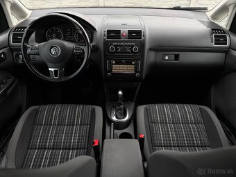 Volkswagen Touran - 4