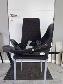 Cybex Cloud Z2 i-size Black + otočná základňa - 4