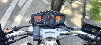 Suzuki GSR 600 - 4