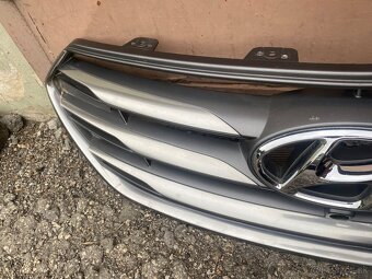 Hyundai SantaFe III predná maska - 4