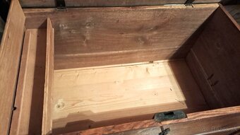 Predam starozitnu komodu - 4